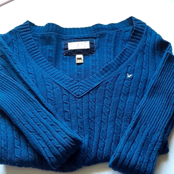 American Eagle Outfitters vneck sweater size m - Picture 2 of 7